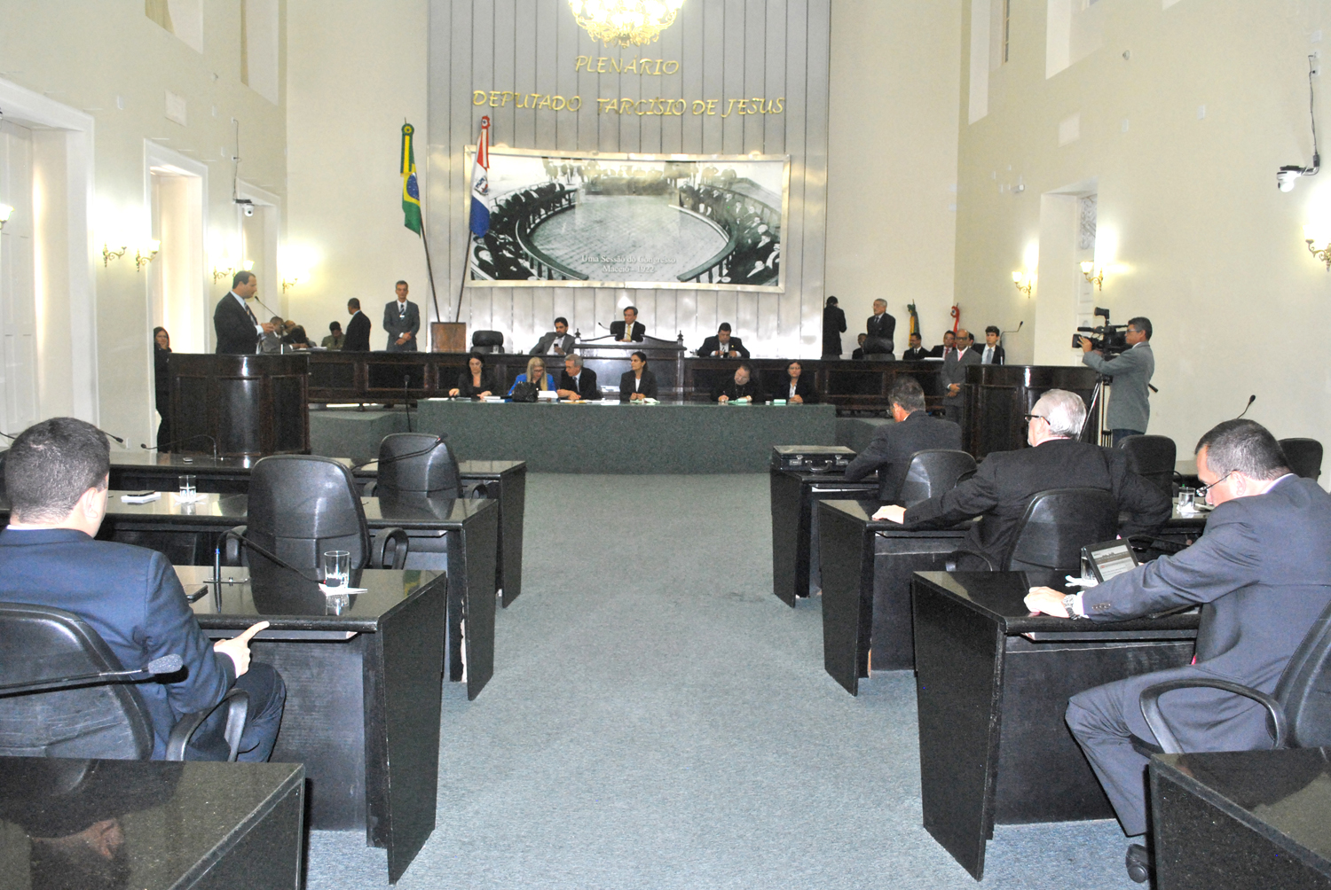 Sessão legislativa.JPG