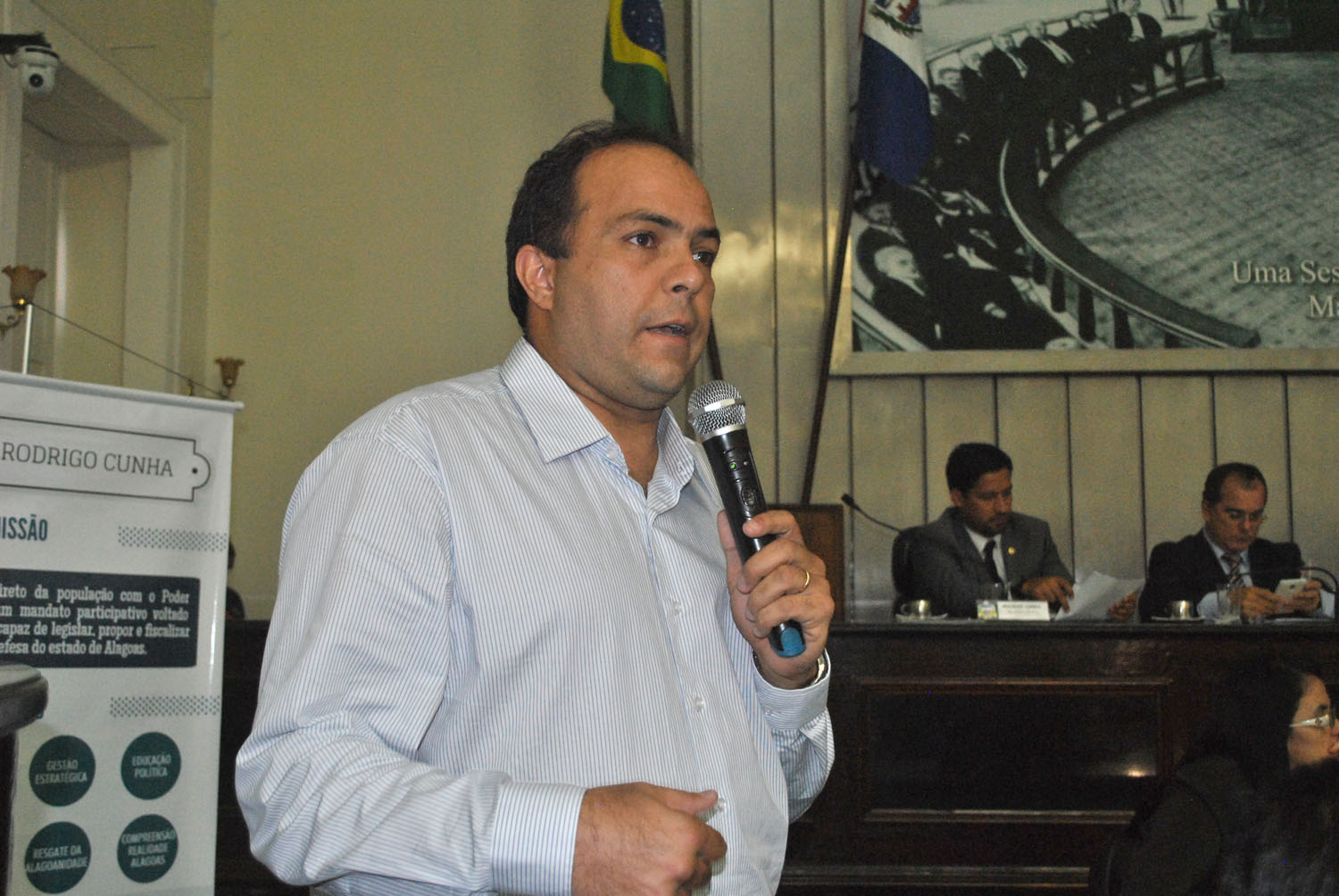 Gustavo Carvalho, superintendente da Semarh, durante sessão especial em homenagem ao Dia Internacional do Consumidor 5.jpg