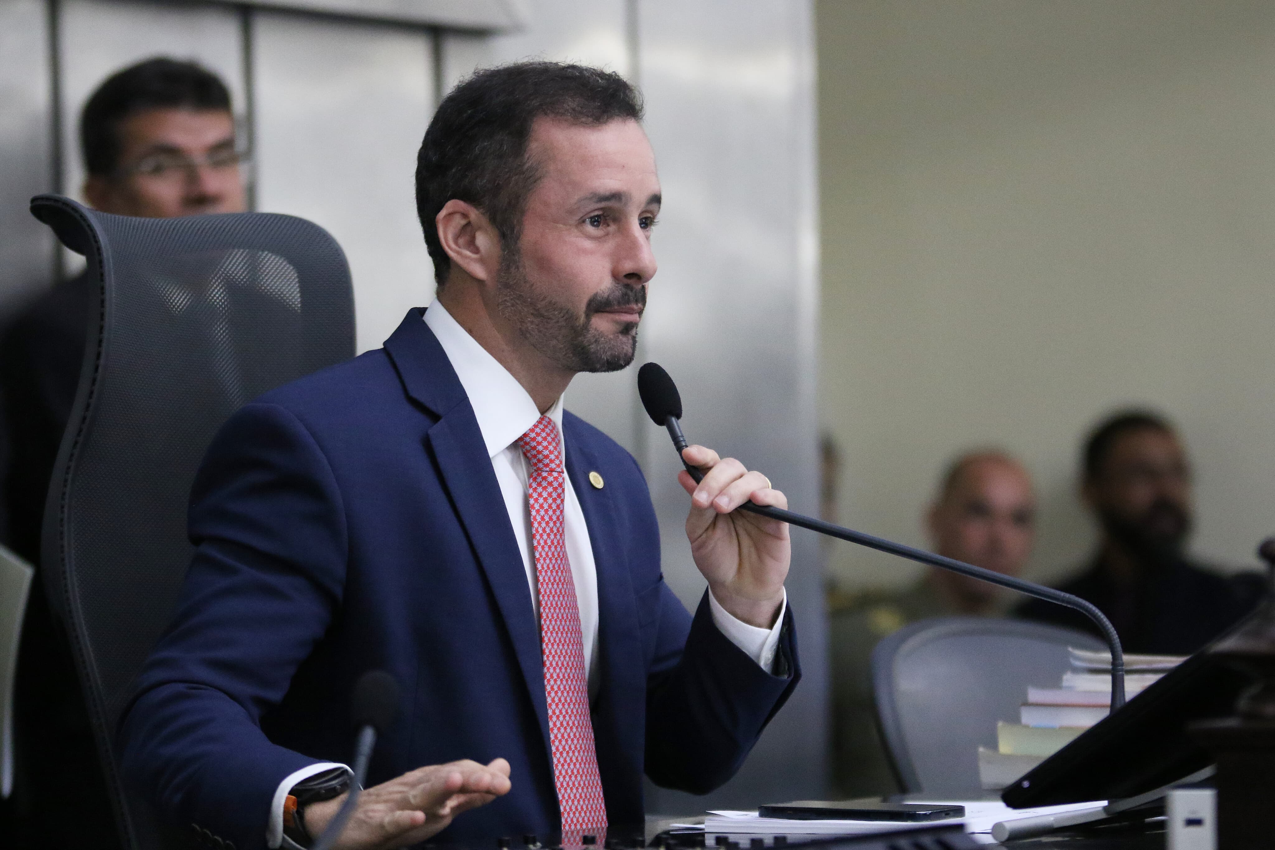 Bruno Toledo assume presidência do Legislativo até o dia 15 de janeiro