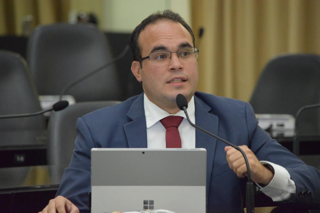 Davi Maia destaca decisão do Governo de utilizar a cloroquina em pacientes com a Covid-19