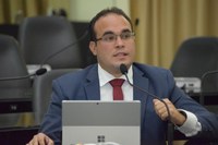 Davi Maia destaca decisão do Governo de utilizar a cloroquina em pacientes com a Covid-19