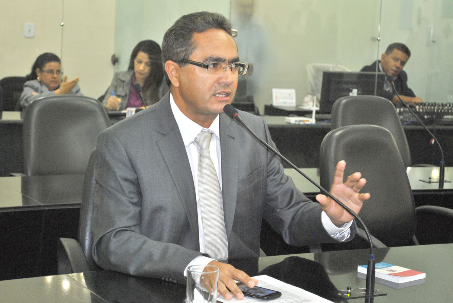 Francisco Tenório convoca audiência pública para prestação de contas do SUS