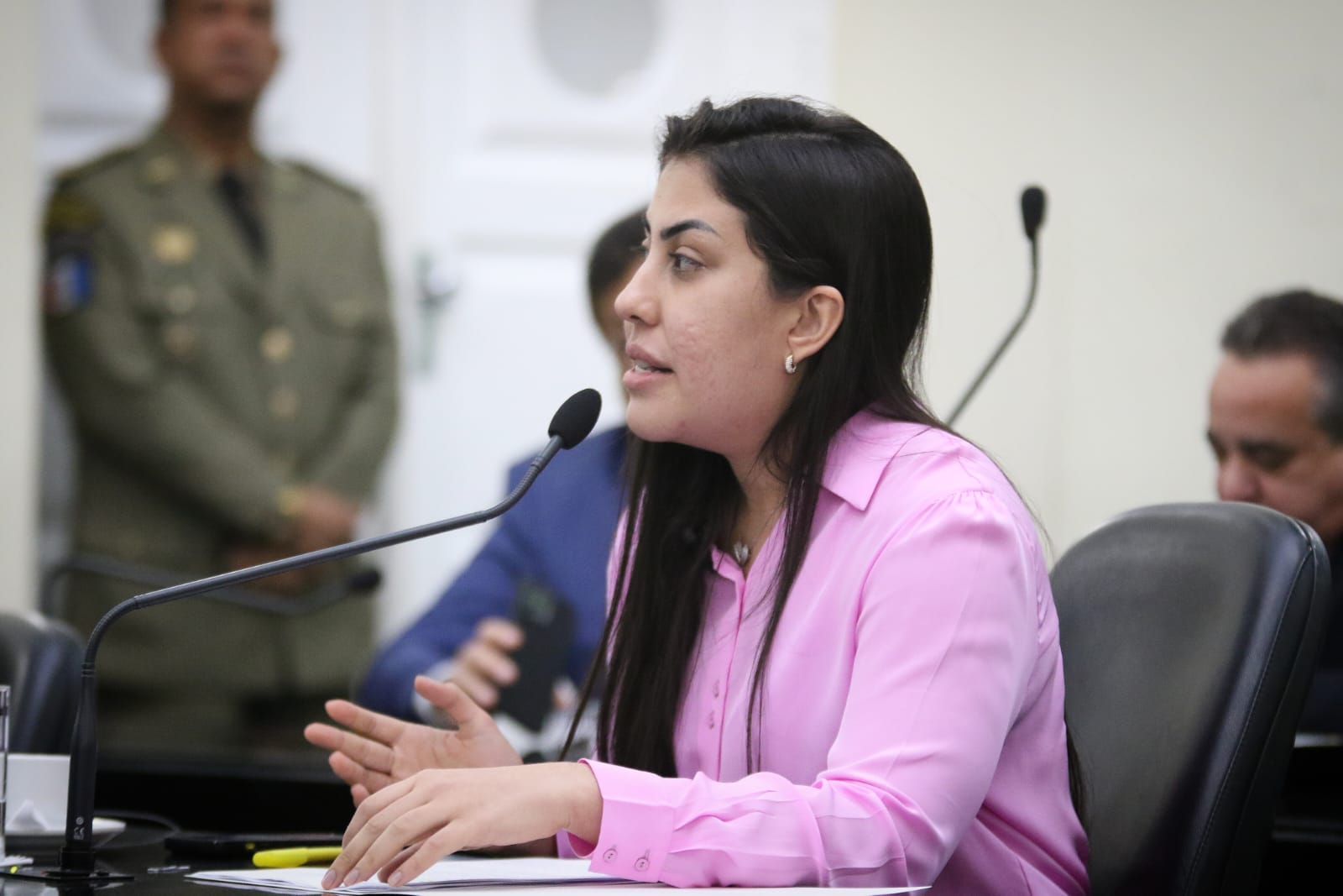 Gabi Gonçalves alerta para necessidade de combate aos relacionamentos abusivos