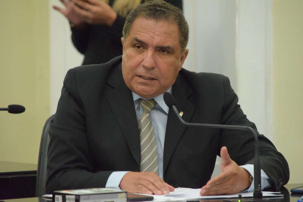 Inácio Loiola se posiciona contrário à politica de privatizações em Alagoas