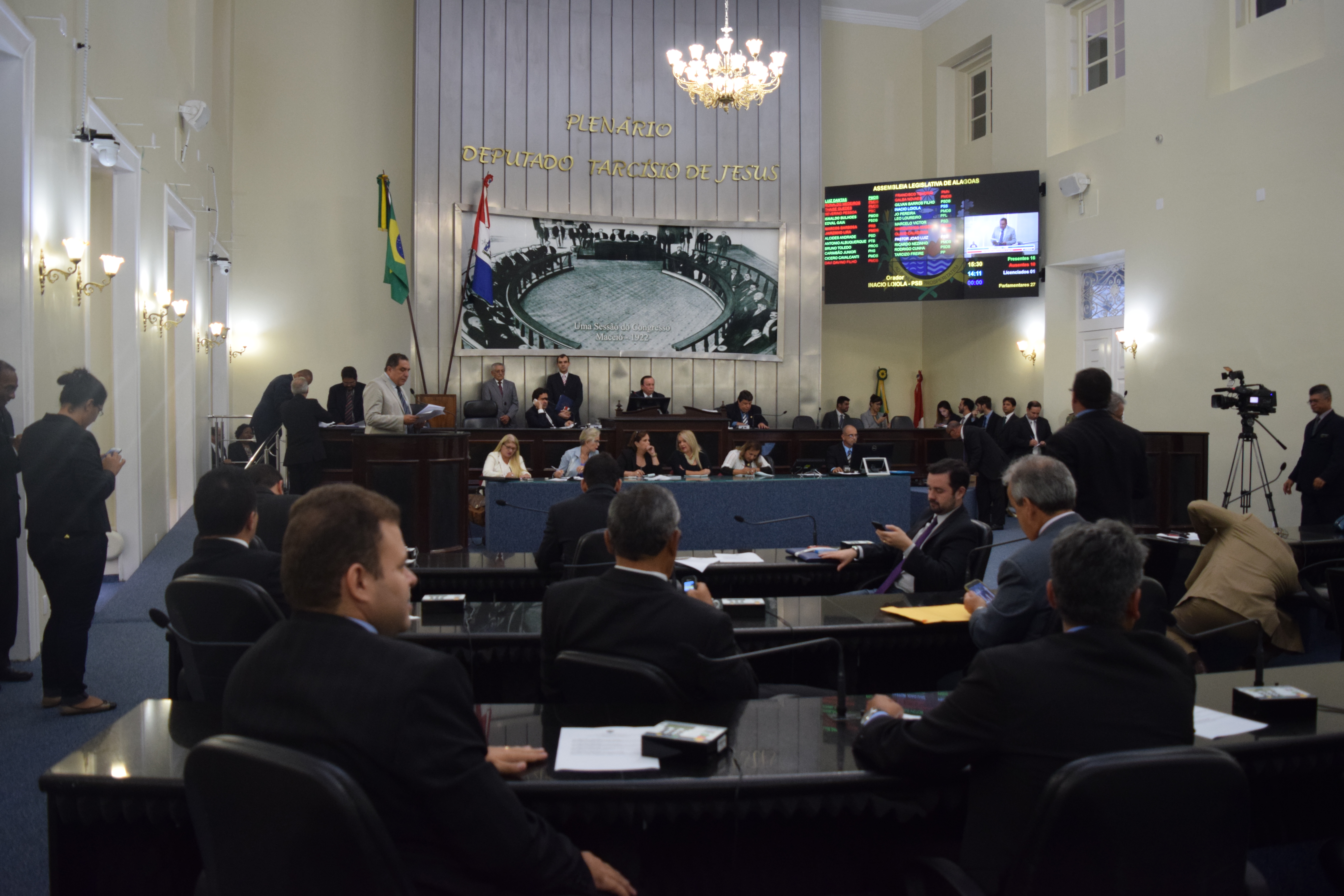 Plenário aprova contas do Executivo relativas ao exercício financeiro de 2013